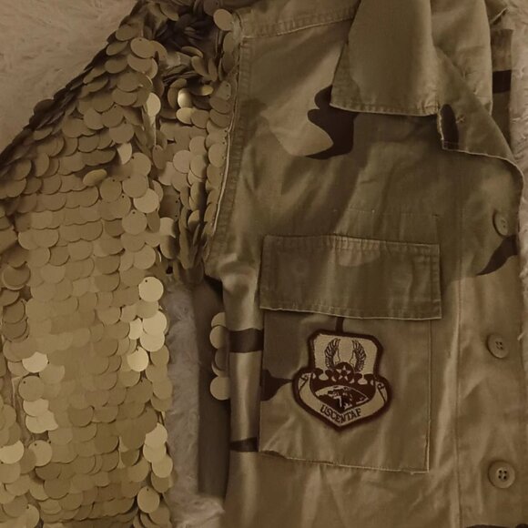 CAMO - Picture 6 of 9